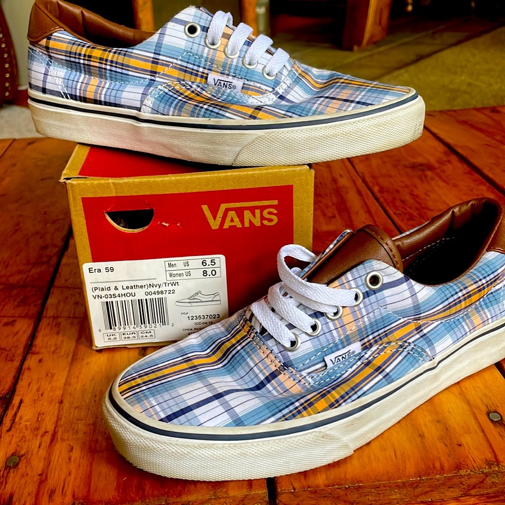 VANS PLAID UNISEX, US MENS SIZE 6.5 and WOMEN 8